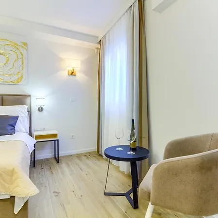 Luxury Bed & Breakfast Irini, In The Heart Of krevet i doručak