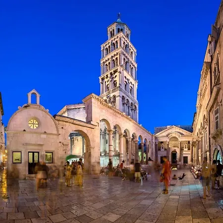 Luxury Bed & Breakfast Irini, In The Heart Of krevet i doručak 4*