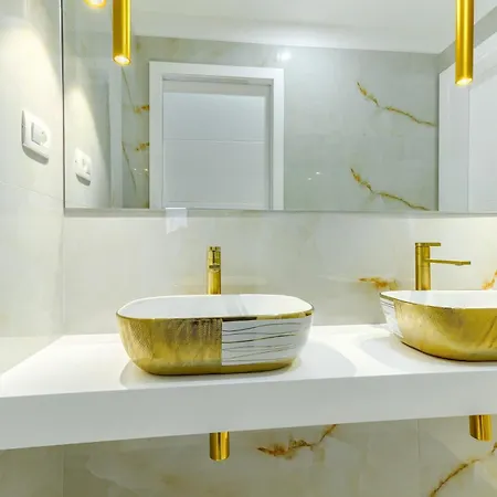 krevet i doručak Luxury Bed & Breakfast Irini, In The Heart Of