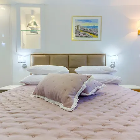 Luxury Bed & Breakfast Irini, In The Heart Of Split
